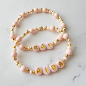 Pulsera personalizada con nombre de niña, pulsera de cuentas con letras rosas, nombre de niño, bautismo, pulsera de oro rosa, joyería para bebé, regalo para mamá, regalo para niña