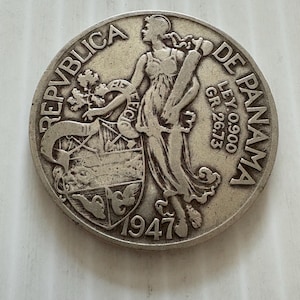 Panama 1 Balboa 1947 Large Silver Vintage Coin Ornate