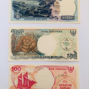 Indonesia 1000, 500, 100 Rupiah 1990s Lot of 3 Vintage Banknotes Colorful Ornate