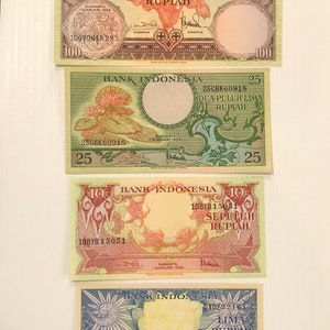 Indonesia 100, 25, 10, 5 Rupiah 1959 Flower, Birds Ornate Colorful Series Crisp Condition Lot of 4 Banknotes