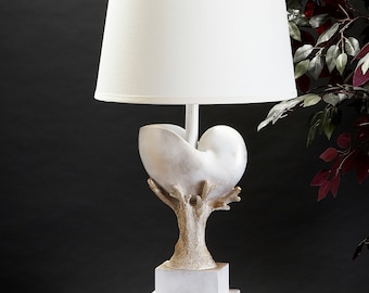 Conch & Coral Table Lamp