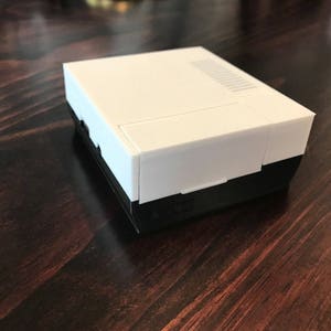 Raspberry Pi b /2b/3b Plastic NES case -White/Black- Perfect for RetroPie