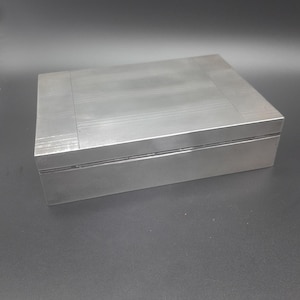 Scatola per sigarette vintage in argento sterling Art Déco, 1930