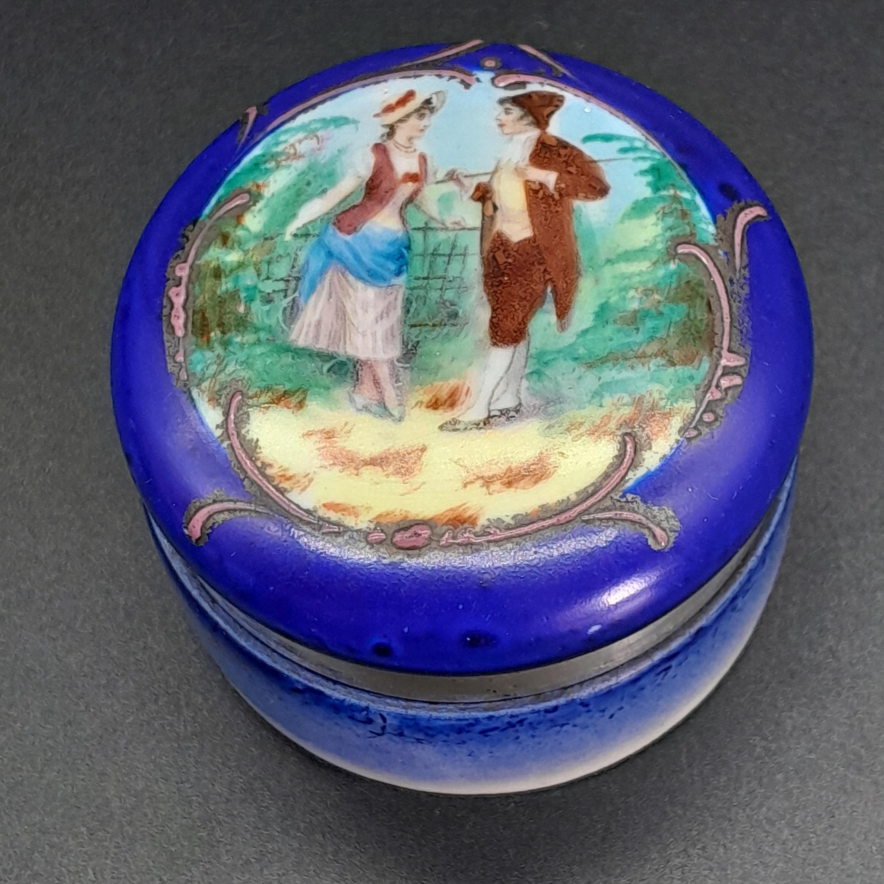 アンティークの銀製装飾小物入れ、1904 年 - Etsy 日本