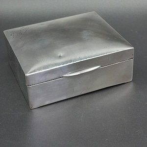 Antica scatola per sigarette in argento sterling, 1920