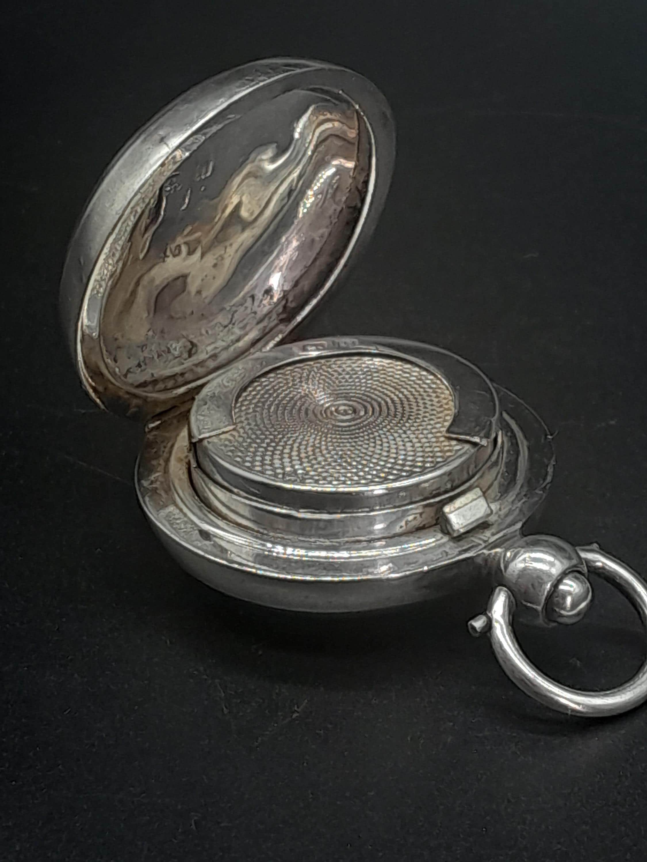 Sovereign case - Etsy 日本