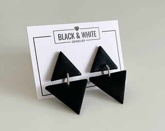 Pendientes colgantes de triángulo negro, joyas geométricas minimalistas, tachuelas hipoalergénicas, pendientes elegantes para ella, tachuelas minimalistas modernas negras