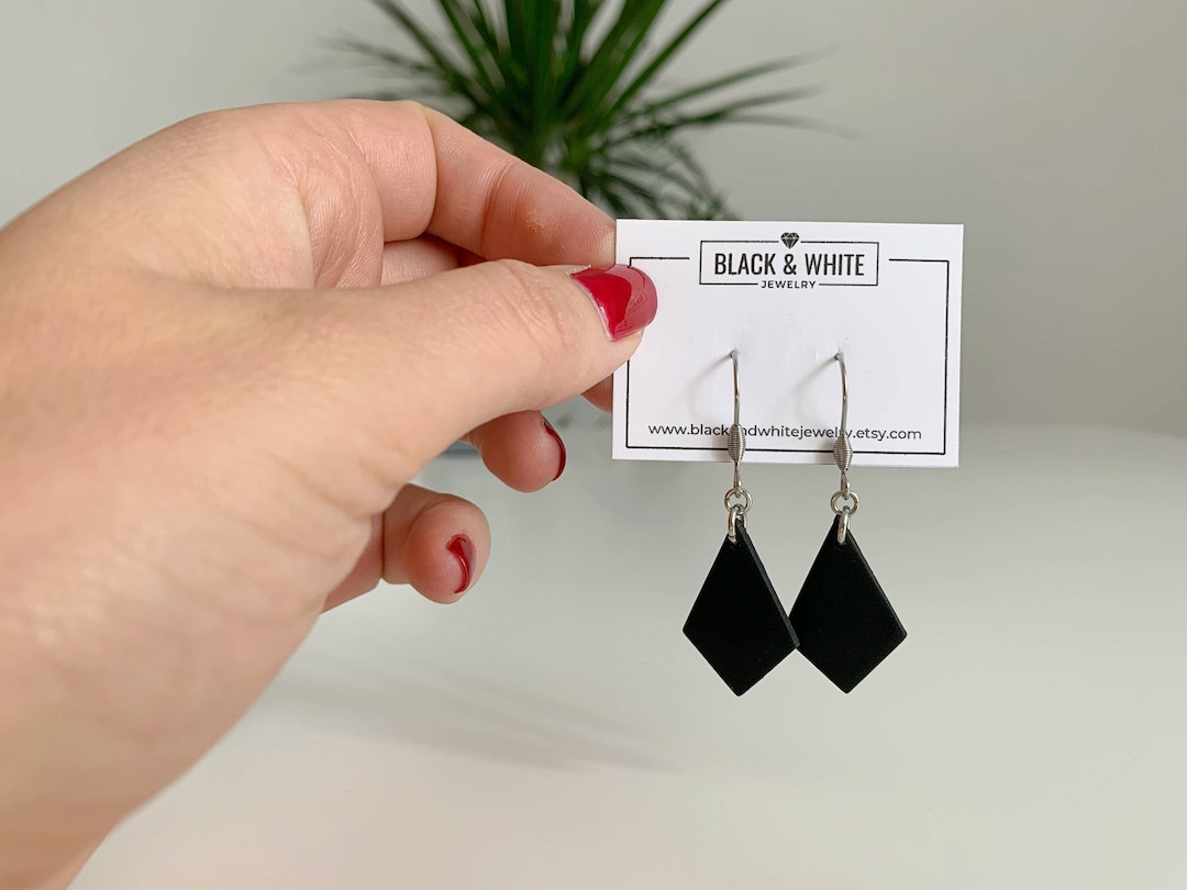 Boucle d'oreille Moderne, bijou percé, rond doré, Klimt | Création Zor