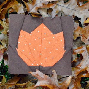 Leaf FPP Pattern, Maple Leaf Foundation Paper Piece Pattern, Fall Quilting Pattern, Fall FPP Pattern, Striped Maple Leaf Pattern