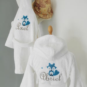 Noël, peignoir enfant personnalisable, cadeaux noël bébé ,peignoir brodé, cadeau de naissance, noël bébé, cadeau enfant personnalisé, image 9