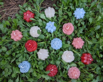 Recycled flower candles, set of 4: rose, daisy, sunflower, zinnia, eco-friendly, handmade from reclaimed wax, 1-3/4 to 2 in wide
