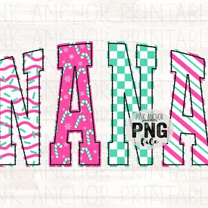Puede incluir: Gráfico digital con la palabra "NANA" en letras grandes y estilizadas. Cada letra presenta un patrón único: rosa con chispas turquesas, rosa con bastones de caramelo, cuadros turquesa y rayas diagonales rosas y blancas, todo delineado en negro.