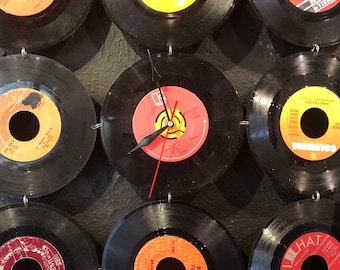 9 O’Clock, custom 45 RPM record clock