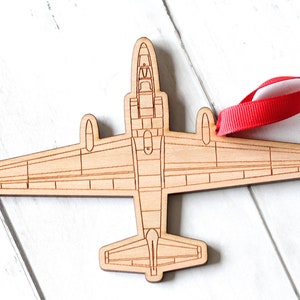 Lockheed U-2 wooden airplane ornament, laser cut, top view, pilot gift, military plane, airplane ornament, WW2, WWII