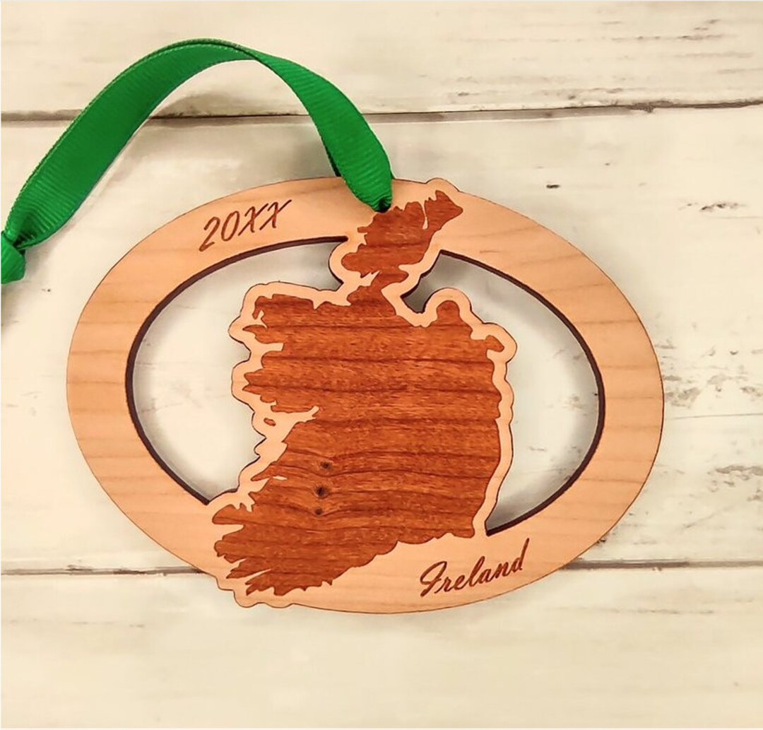 Ireland Customized Wooden Ornament, Christmas, Personalized, Dublin