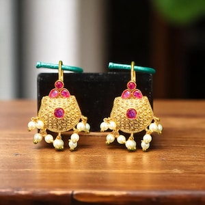 Maharashtrian Bugdi Ruby gold plating, wear it two ways like earrings or top ear accessory