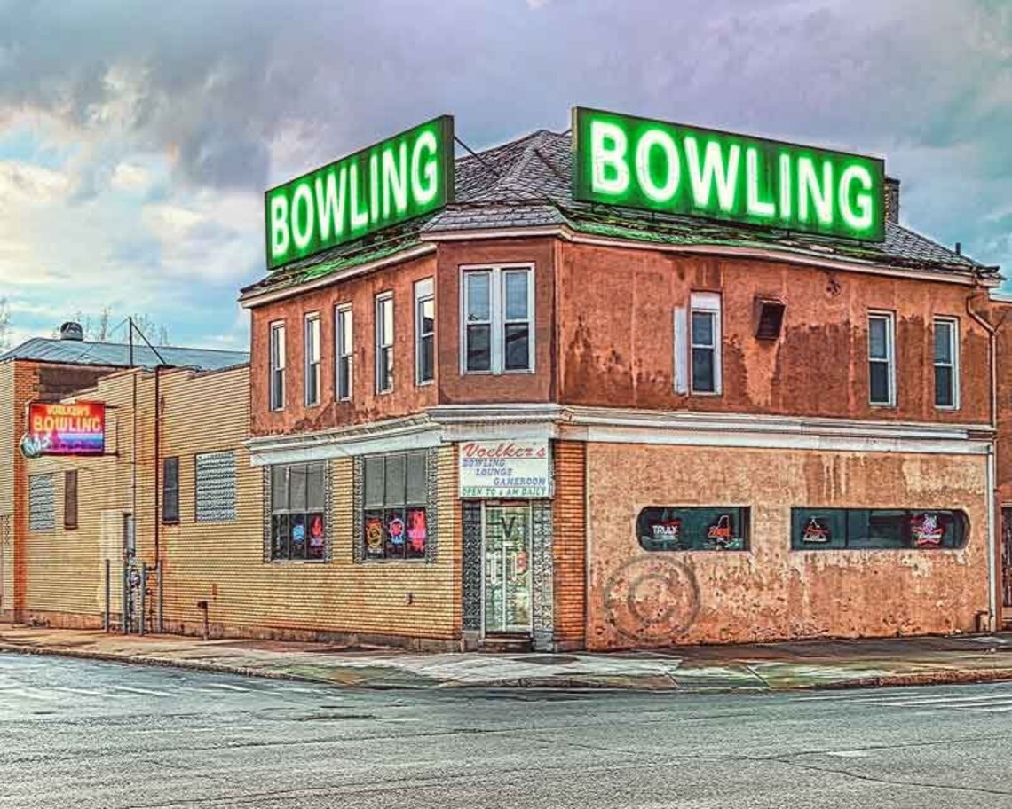 Voelkers Bowling Elmwood Avenue in Buffalo NY Etsy France