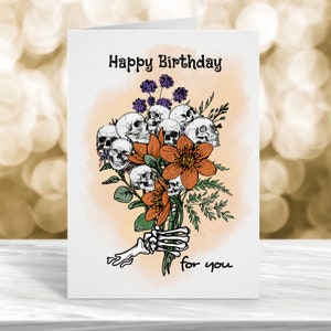 Cartão de aniversário esqueleto, cartão de aniversário gótico, cartão para ele, cartão para ela, cartão de aniversário assustador, cartão de aniversário engraçado