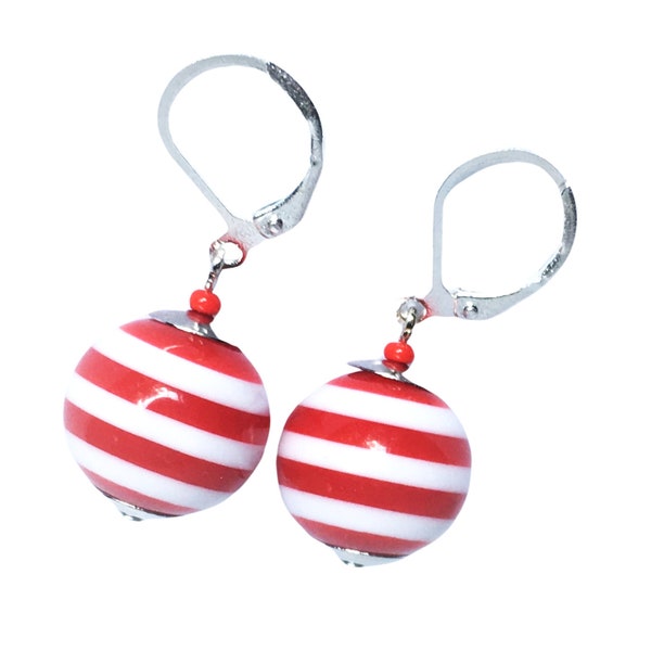 Vintage red and white ball earrings made of paillettes