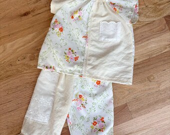 Vintage tuinoutfit voor babymeisjes van 6 maanden | Handgemaakt van gerecyclede vintage stof
