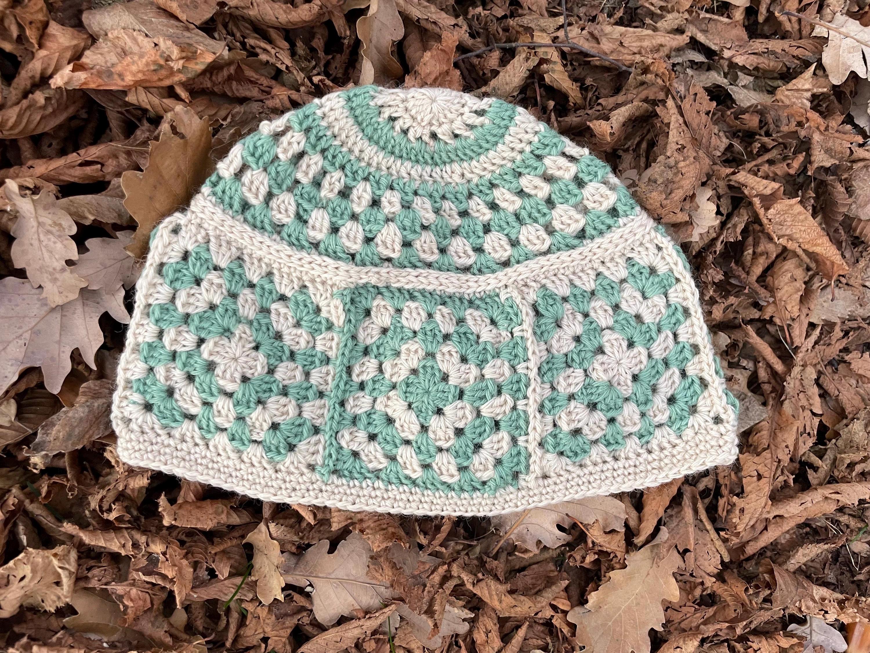 Dune del Bosco – ハンドメイドかぎ針編みウールの冬用帽子、ナチュラルな童話風