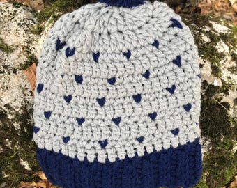 Pom pom hat women, Winter hat for girl, Hat with hearts, Wool beanie, Crochet beanie hat with pompom, Mother&#39;s day gift for mom, Xmas hat