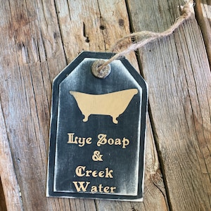 Jumbo Laundry Tag/ primitive laundry Decor Farmhouse Decor Wood Tag Farmhouse Sign Wood Tag / Laundry Sign
