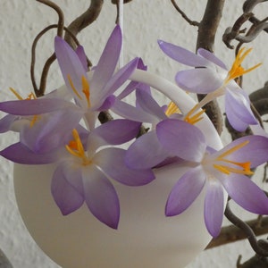 Flower basket fine white porcelain / spring flowers / succulents / tillandsias in a cream colored gift box image 2