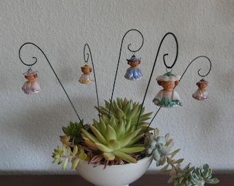 MINIATURE - FLOWER FAIRY / FLOWER CHILD made of ceramic - a magical decoration for your home