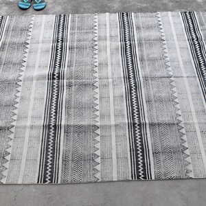 Large Indian rugs cotton rug, woven rug, area rugs sale, decor rug, rustic rugs, decorative rug, rugs, Bohemian rugs, indian rugs, image 2
