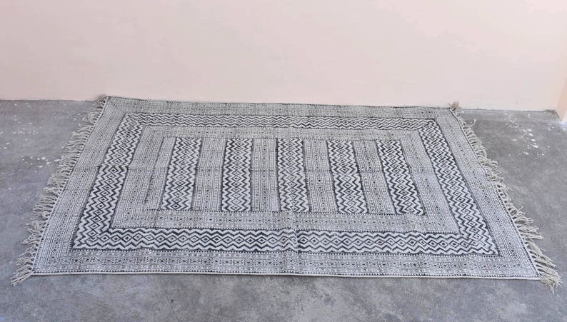 Large Indian rugs cotton rug, woven rug, area rugs for sale, decor rug, rustic rugs, decorative rug, rugs, Bohemian rugs, indian rugs, image 3
