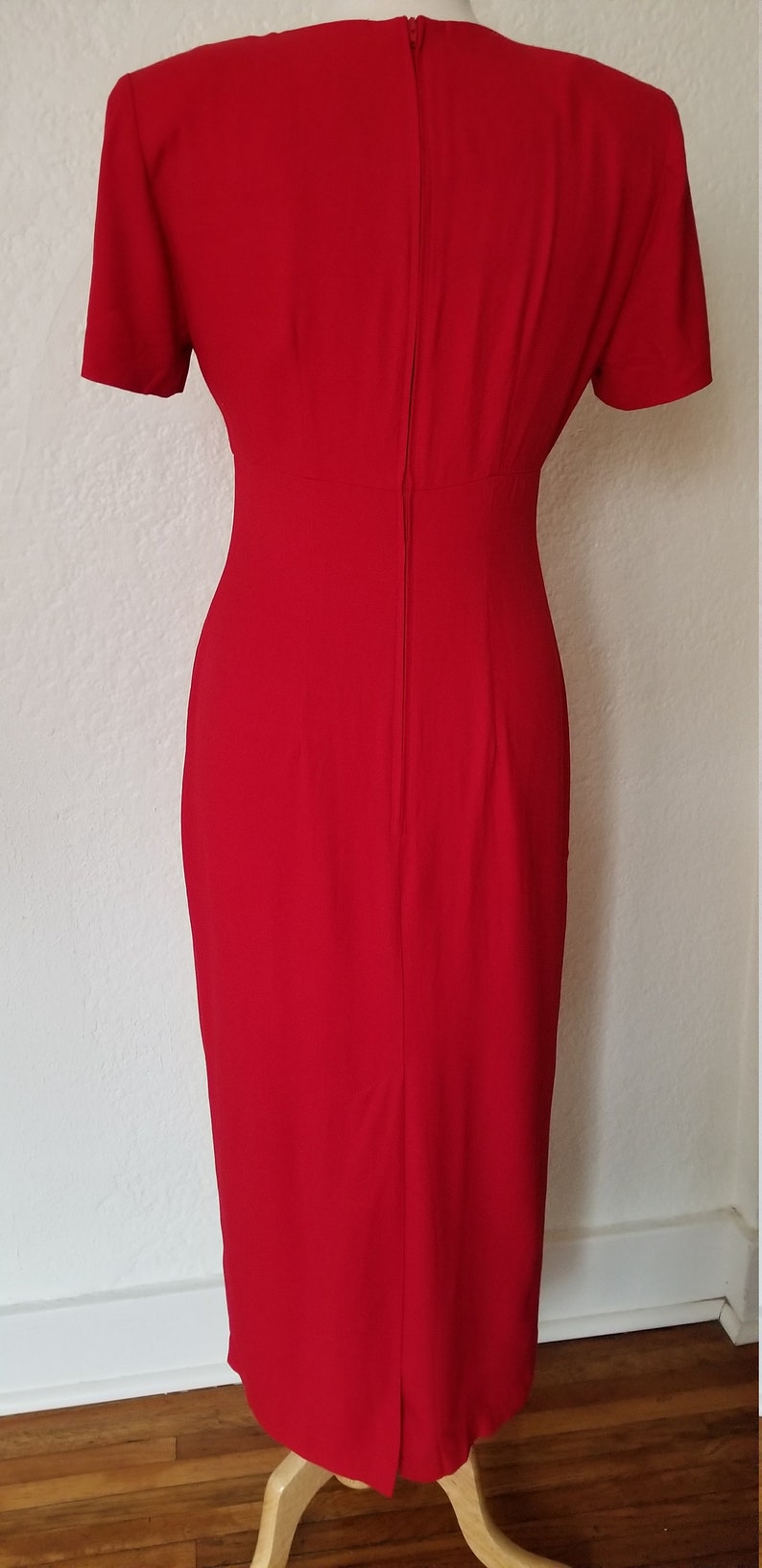 Vintage 1980s-1990s John Roberts red short-sleeved midi sheath dress image 5