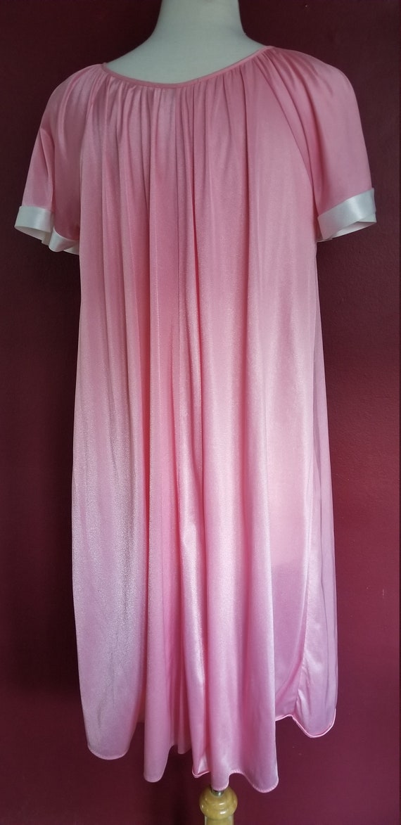 Vintage 1980s pink babydoll nightdress with embro… - image 5