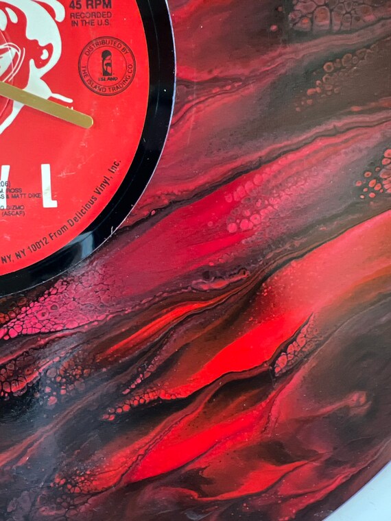 Horloge album disque peinte a la main Tone L c oeuvre d art murale decoration de chambre cadeau pour melomane pour toutes les occasions livraison gratuite Etsy France