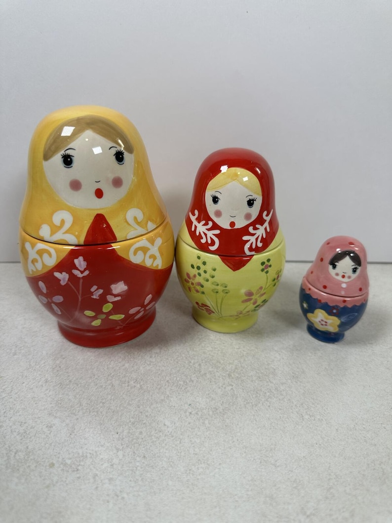 World Market Matryoshka Measuring Cups Ceramic Nesting Doll Set Whimsical image 1