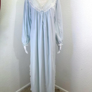 ヴィンテージ　クリスチャンディオール　ランジェリー　ネグリジェ　ナイトドレス Christian Dior Lace Night Gown , 70's – Burning Torch Online Boutique
