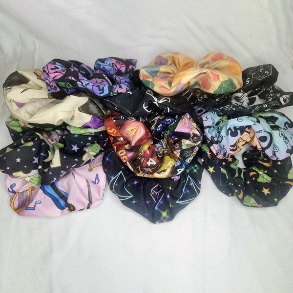 TTRPG Scrunchies - DnD scrunchie, Dice scrunchie, Geeky scrunchie, Nerdy scrunchie, Dice hair tie, Pastel gothic scrunchie, Tarot card