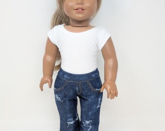 La Bella Ragazza Sta Camminando A Parigi Con La Vista Della Torre Eiffel Francia Ora Legale Portando Il Vestito Da Modo Che Cammina Image153232727 - Foto 3