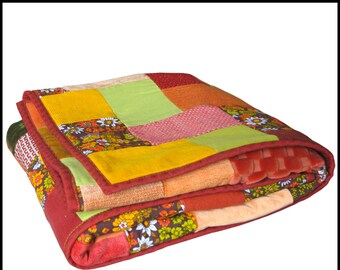 Small patchwork blanket - baby wake-up mat - orange color green yellow and floral print - 70's vintage look