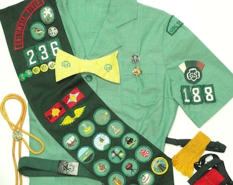 Vintage 1960-70's Girl Scout Junior Uniform with Badges, Sash, Bolo Tie, Flashes, More