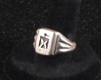 Vintage Navajo Thunderbird Sterling Silver Signet Ring