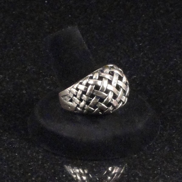 Vintage Modernist Sterling Silver Basket Weave Pillow Ring c1950s