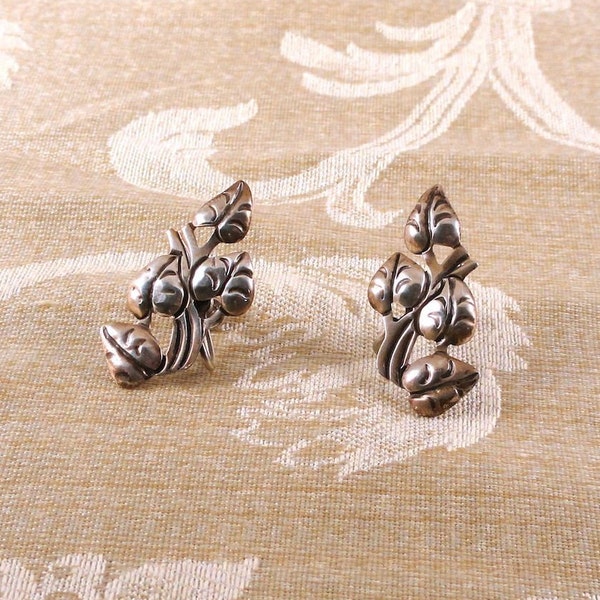 Vintage Taxco Silver Four-Leaf Vine Earrings c1950s screw back