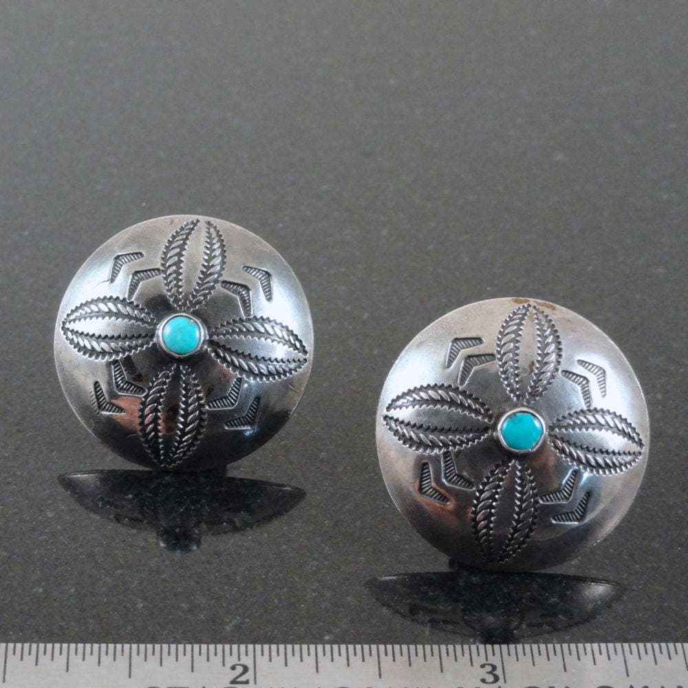 アクセサリー Navajo Turquoise Concho Earring Vintage Navajo Turquoise and Sterling Silver Concho Earrings