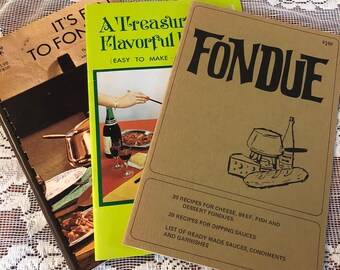 Shawnee Kenwood Sundial fondue potCasserole DishRetro kitchen3 piece set