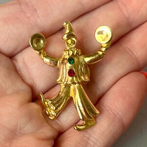 Vintage Circus Clown Musician Brooch Broach Pin