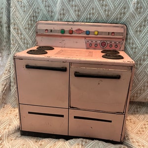 Wolverine Pink Stove - Etsy
