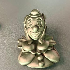 Vintage Signed JJ Circus Clown Brooch Broach Pin