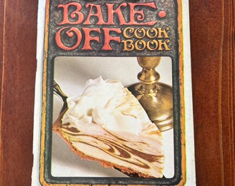 Vintage Pillsbury Bake Off Cookbook