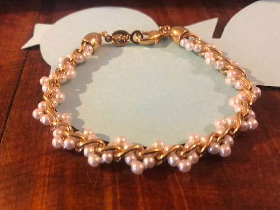 Vintage Napier Pearl & Gold Bracelet - image 1